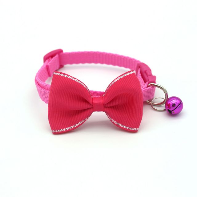 Strik en bellen halsband in fuchsia roze