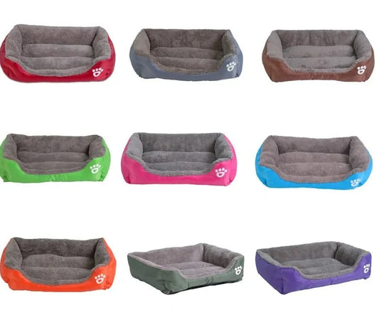 Gekleurd hondenbed in diverse kleuren
