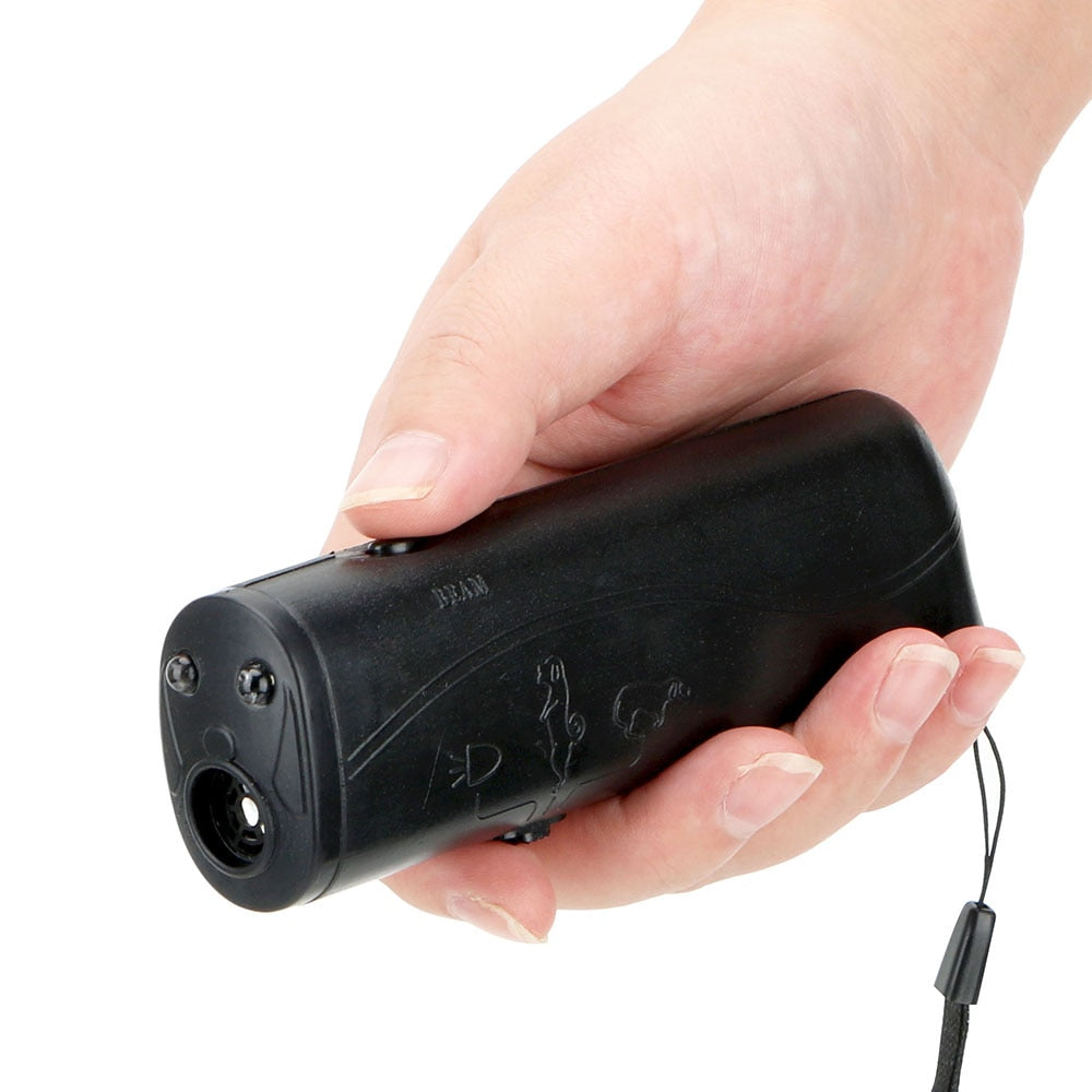 hand met anti-blaf apparaat